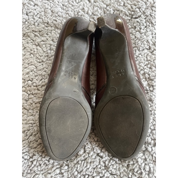 Alex Marie 7.5 Brown Leather Peep Toe Heels. - Picture 6 of 8